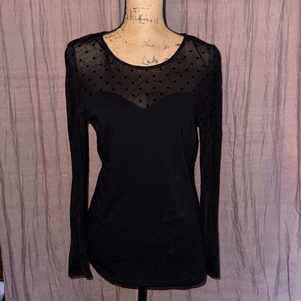 H and m mesh sleeves top sweetheart top